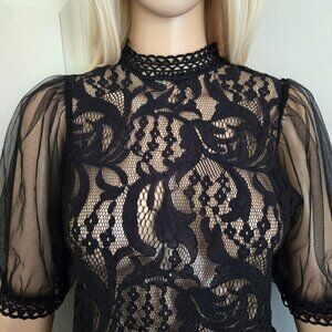 BOLD & BLACK Bundle of 2 Floral Lace Blouses Size S